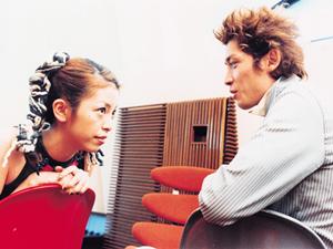 壮大な一枚板でオーダー家具を作る会社
